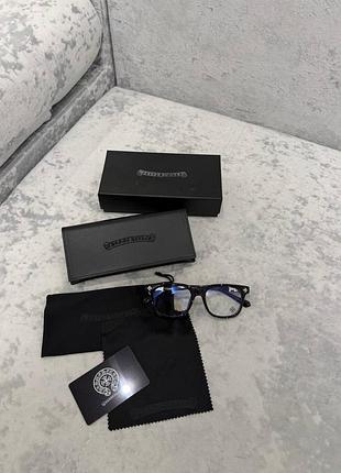 Окуляри від бренду chrome hearts