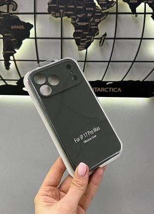 Silicone case чохол з мікрофіброю для iphone 17 pro max,чохол-бамбер для айфон 17 про макс (темно-зелений)