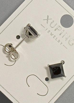 Серьги пусеты xuping с черным кристаллом d-6мм+- родий