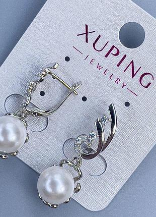 Серьги xuping родий с жемчужиной d-10мм и белыми стразами l-30мм + -