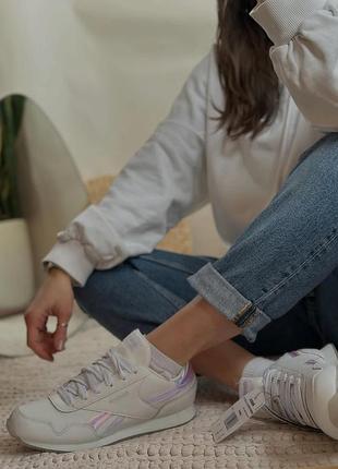 Кроссовки женские reebok, 37 р., 38 р., сверху эко кожа, внутрь текстиль