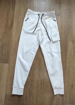 Брюки джоггеры карго zara с карманами на молниях unisex