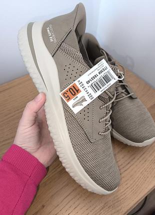 Нові кросівки skechers swift fit