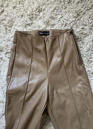 Брюки zara кремові розмір xs в ідеальному стані ❤️ 370 гривень