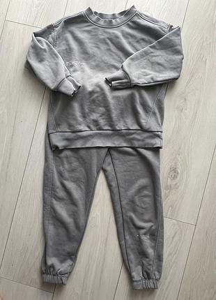 Костбм zara 128 розмір