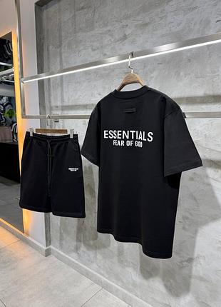 Літній костюм essentials
