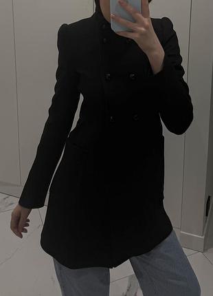 Пальто чорне zara розмір xs