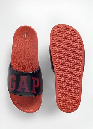 Детские шлепанцы gap унисекс 2