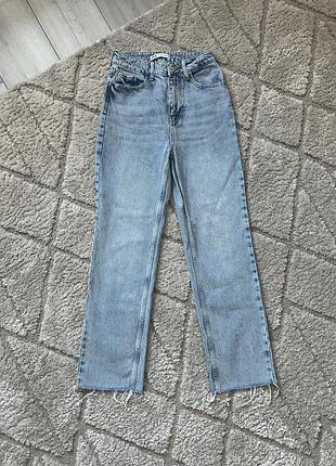 Джинси фірми zara