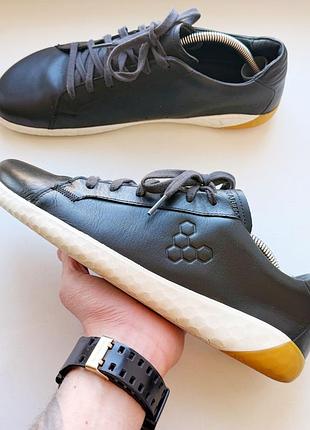 Мужские кожаные кроссовки vivobarefoot geo court iv