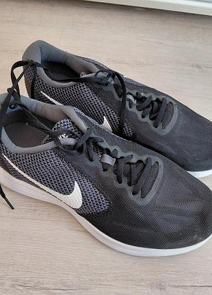 Кроссовки для бега nike revolution 2