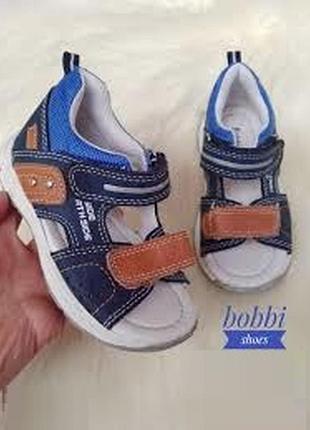 Босоножки сандалии дя малыша bobbi shoes
