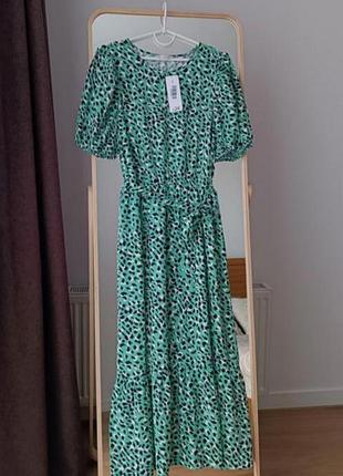 Платье миди