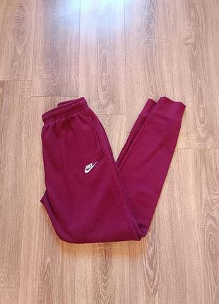 Спортивные штаны nike