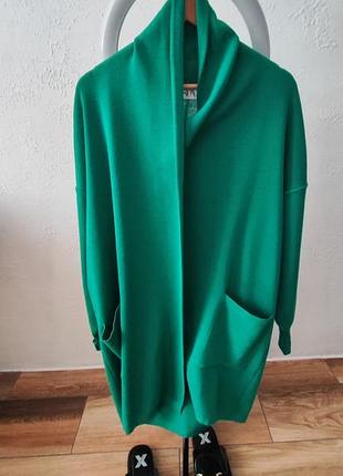Італія кардіган кофта з вовни розмір l , xl