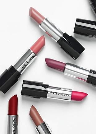 Матова помада ніжна ти bashful you mary kay