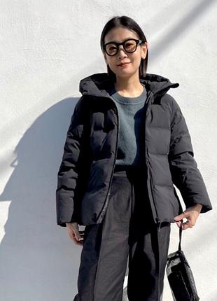 Женский бесшовный пуховик uniqlo