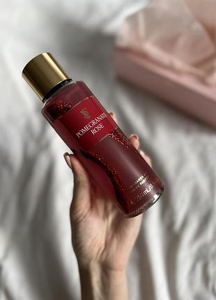 Парфумований спрей pomegranate rose body mist від victoria's secret