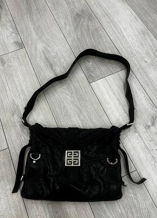 Сумка givenchy оригінал шкіряна чорна оригінал shoulder vintage bag