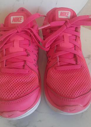 Красовки nike размер 31,5