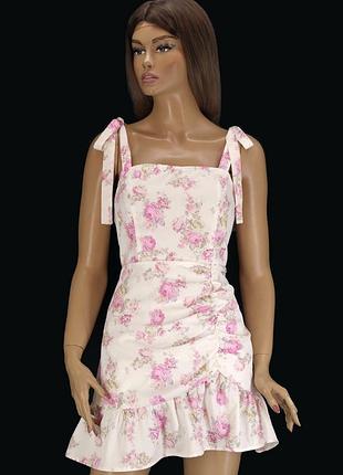 Брендовое платье мини "shein" с цветочным принтом. размер eur38, m.