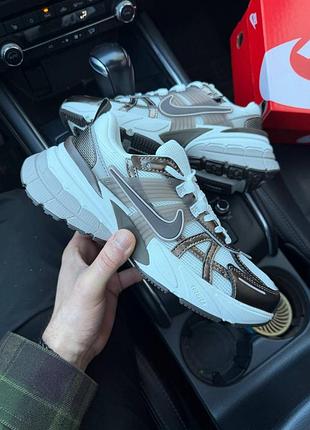 V2k run mink brown summit white college grey
