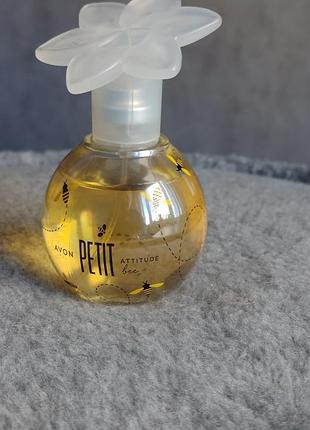 Туалетная вода avon petit attitude bee.
