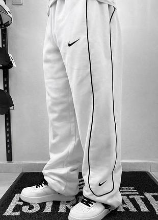 Спортивные штаны мужские / женские белые осенние весенние летние nike