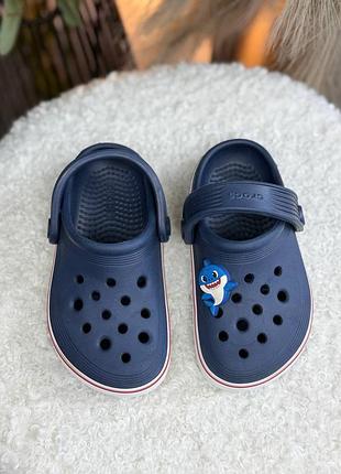 Шлепанцы crocs 3