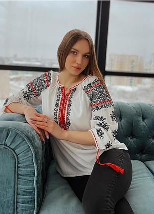 Женская вышиванка