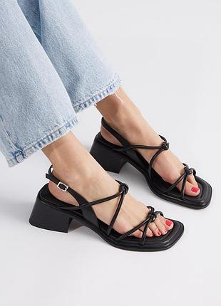 Босоніжки vagabond ines модель 5711-101-24