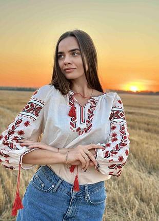 Вышиванка женская