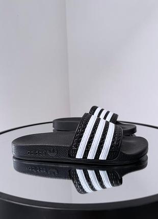 Якісні практичні шльопанці adidas/made in italy