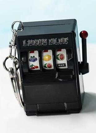 Брелок-игрушка “игровой автомат” lucky slot черный