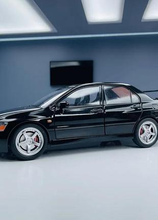 Модель автомобиля mitsubishi lancer evolution ix 1:24