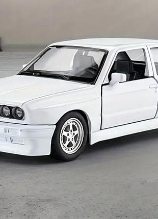 Колекційна модель автомобіля e30 m3 1:36 — білий