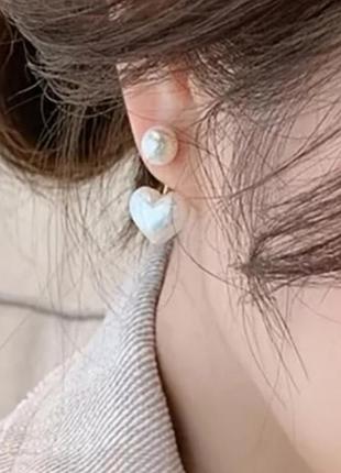 Нежные женские серьги с сердечками