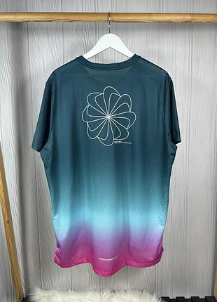 Nike running miler gradient swoosh красива оригінальна футболка xl