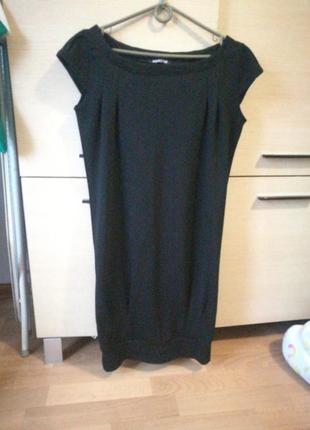 Чорне плаття