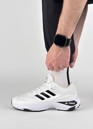 Adidas terrex white black 10
