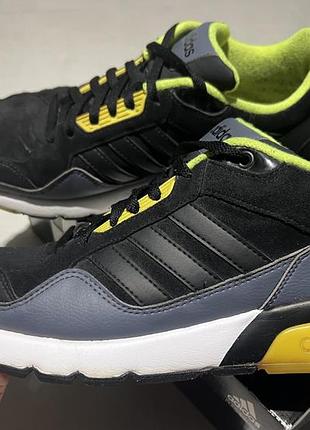 Чоловічі кросівки adidas 43 р