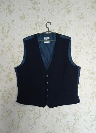 Жилетка slim fit