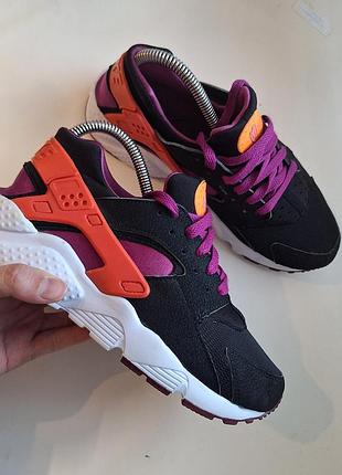 Бомбові жіночі кросівки nike, 38,5 розмір