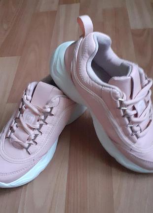 Кроссовки 31-32р, стелька 20.5см.