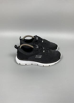 Жіночі кросівки skechers серии lite-weight в гарному стані, оригінал 38/24 см