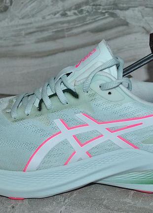 Asics кроссовки 42 размер 7