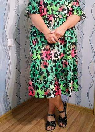 Сукня міді вільного крою, італійська ярусна сукня