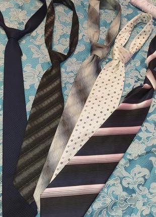 Большой набор галстуков1 фото