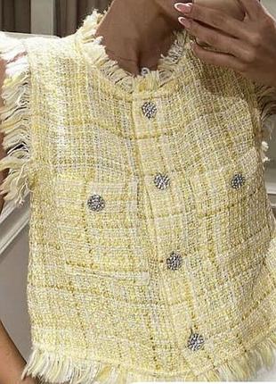 Твідова стильна жилетка