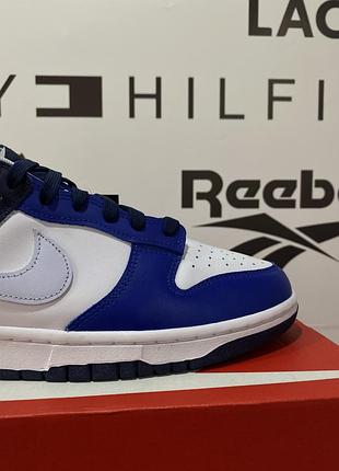 Nike dunk low 4